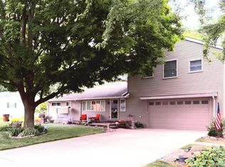 48212 Cardinal Dr, Shelby Township, MI 48317