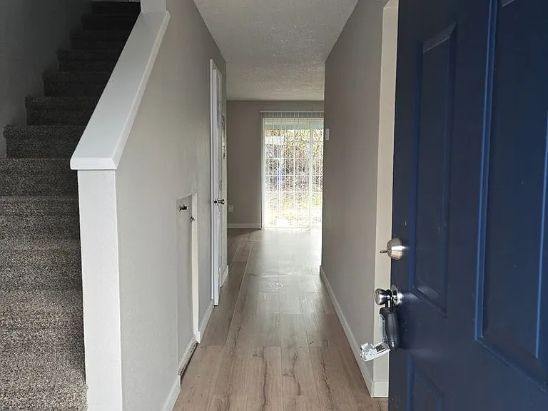 Park Townhomes — Photo 7