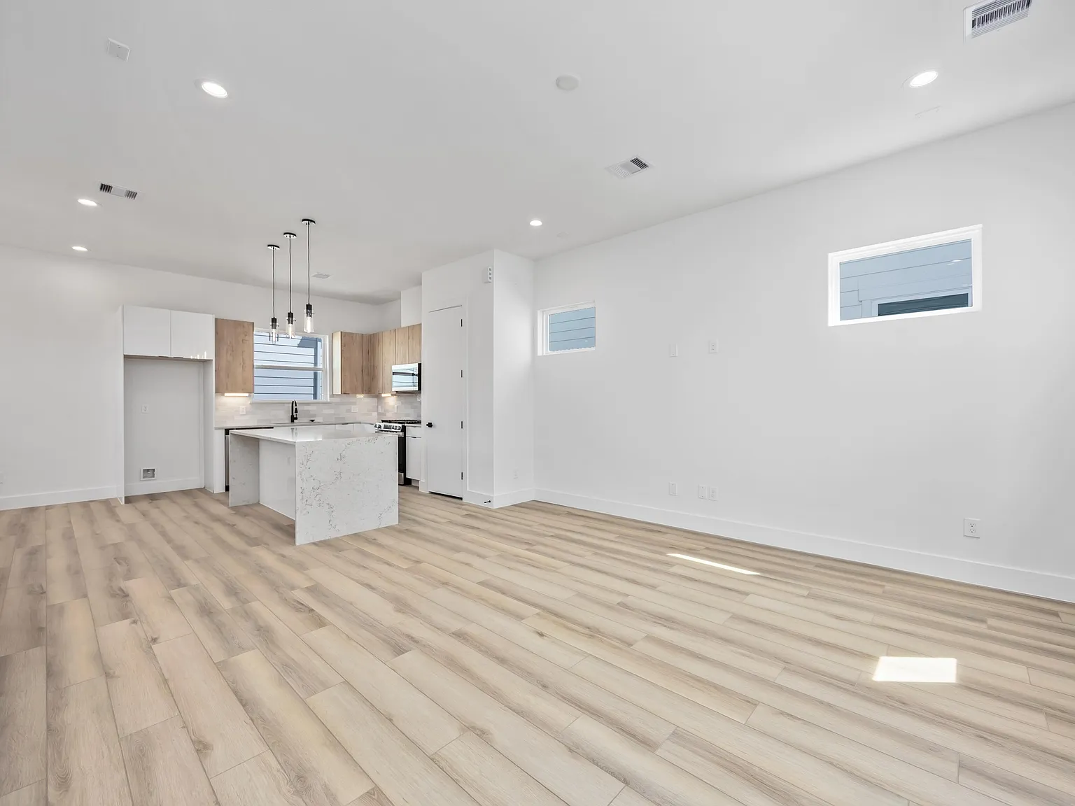 6735 Peerless Street - C — Photo 3