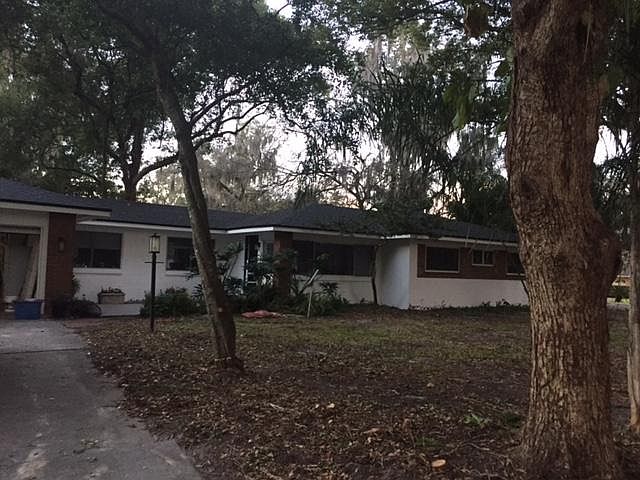 1st image of 2065 Lake Dr
