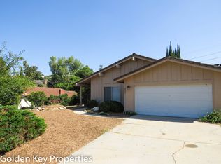 1036 Parker Pl, Vista, CA 92084