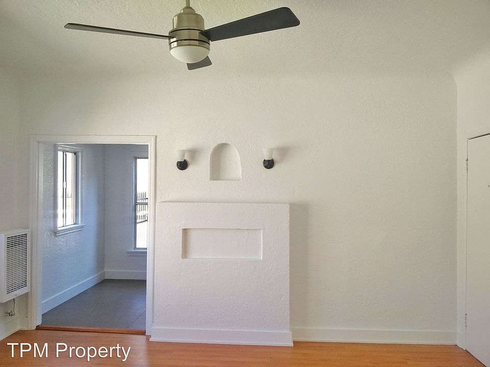 1st image of 647 Maltman Ave APT 1
