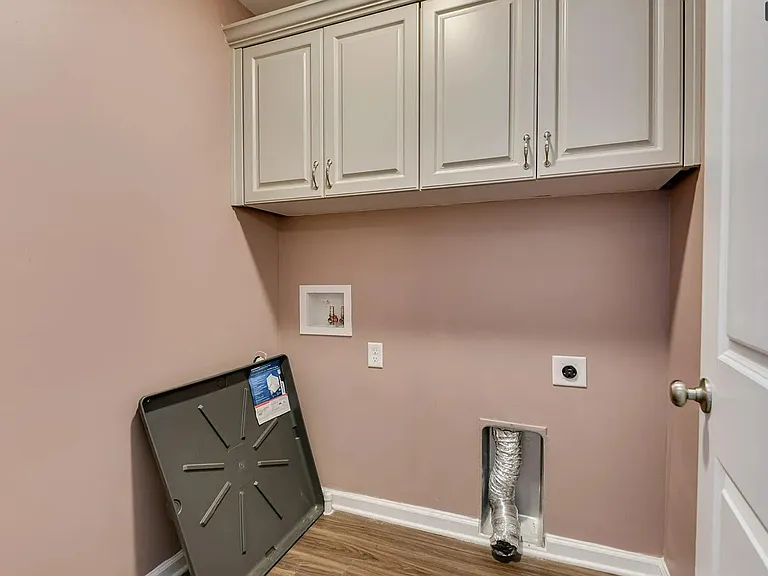 540 Vinings Dr — Photo 35