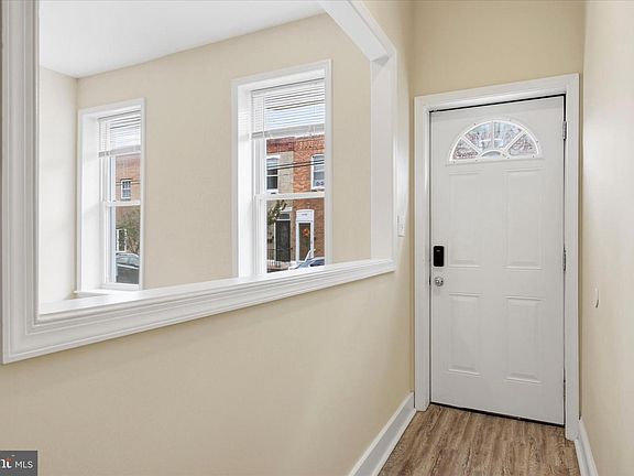 3rd image of 1729 Reed St
