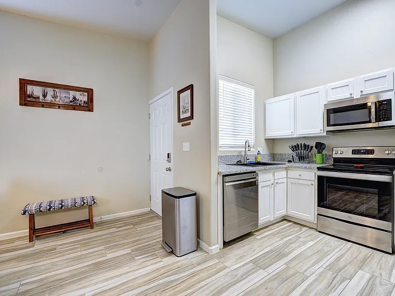 5025 E Lee St #2 — Photo 24