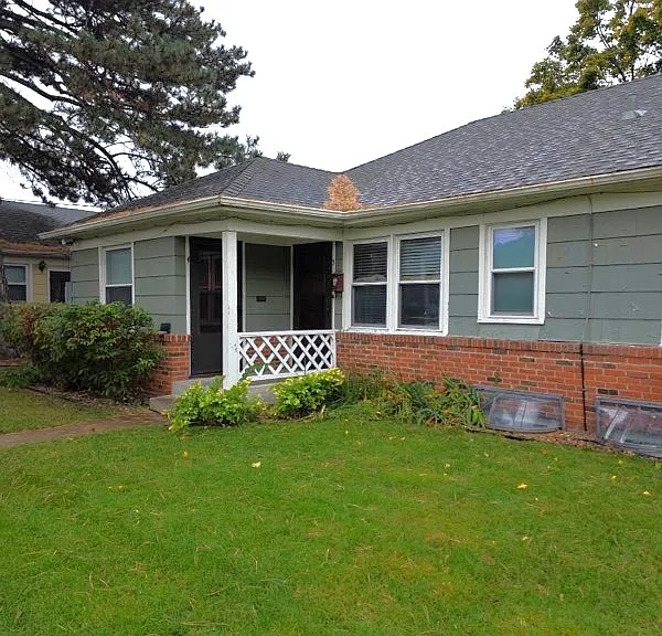 2056 Bayard Ave #3 — Photo 1
