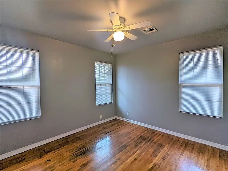 2113 Churchill Way — Photo 8