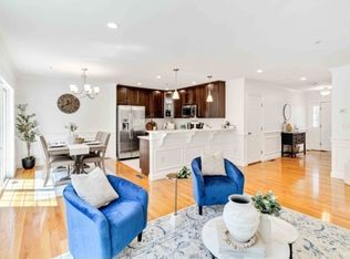 42 Pleasant St #17, Stoneham, MA 02180
