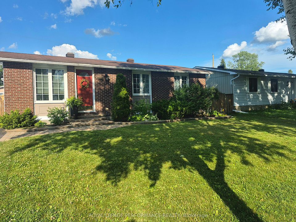 1st image of 1497 Blackheath St