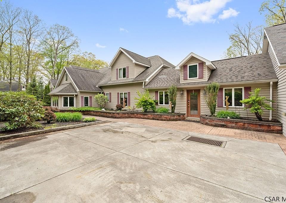 373 Hillside Ln, Somerset, PA 15501 | MLS #96036587 | Zillow