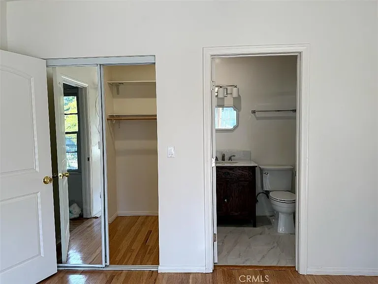 7429 Hesperia Ave — Photo 11