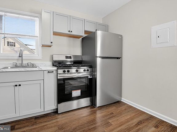 3rd image of 156 Manassas Dr