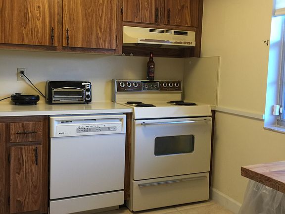 3rd image of 9200 SW 3rd St APT 101