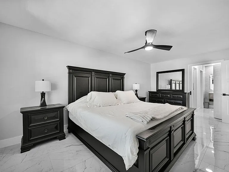 6279 Bay Club Dr #3 — Photo 12