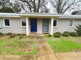 914 14th St SW #B, Birmingham, AL 35211