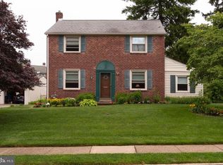 162 Netherwood Dr, Springfield, PA 19064