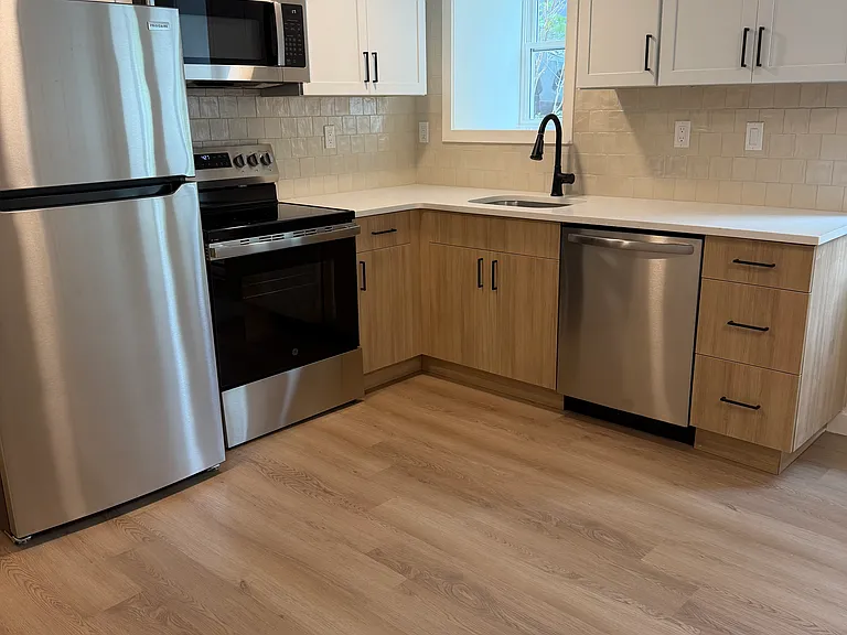 46 N Hamilton St #2 — Photo 4