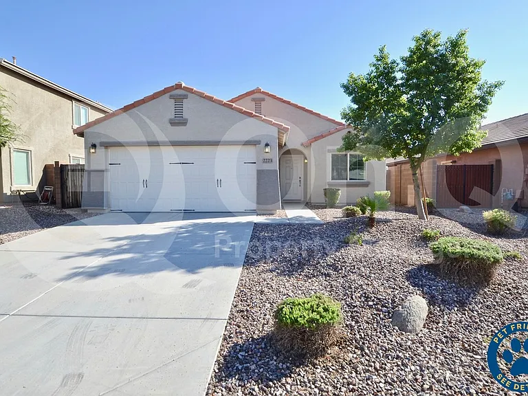 2223 E Hazeltine Way — Photo 1