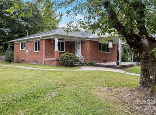 4948 State Highway 212 Rd, Marshall, NC 28753