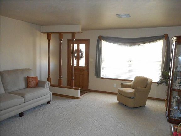 3rd image of 4320 SE 12th St