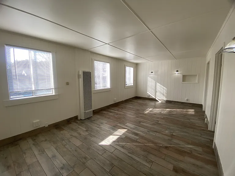 132 S B St #B — Photo 3