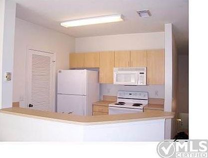 2nd image of 508 Belmont Pl