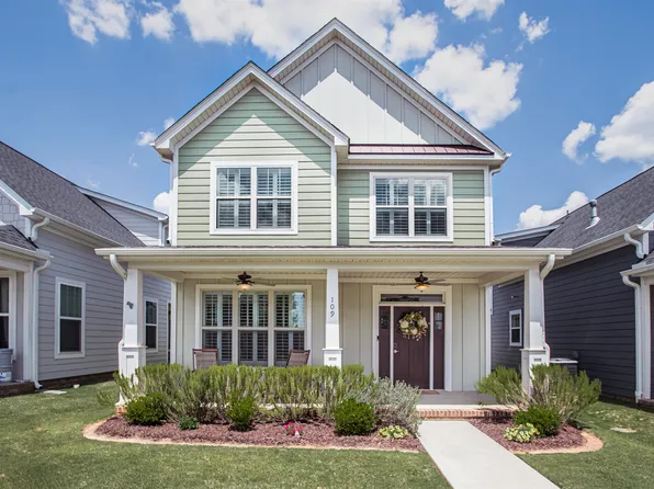 109 Townsend Ave, Greer, SC 29651