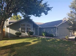 205 Sequoia Dr, Exeter, CA 93221