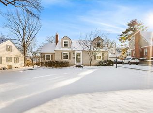 2719 W 51st St, Westwood, KS 66205