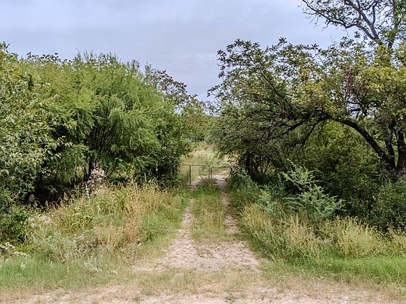 2nd image of 1666 Private Rd #100