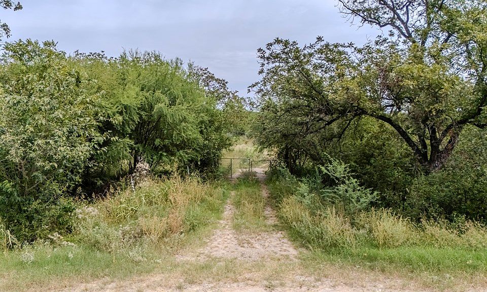 2nd image of 1666 Private Rd #100