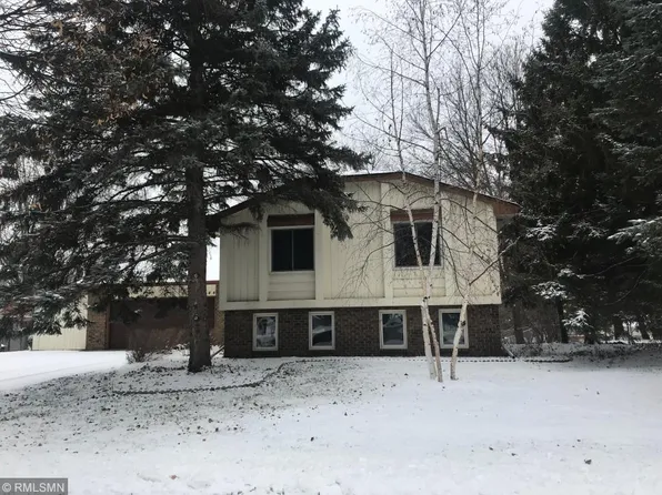 1444 121st Ave NW, Coon Rapids, MN 55448