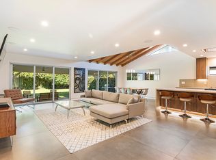 6561 Lasaine Ave, Van Nuys, CA 91406
