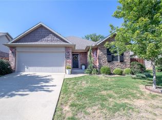 4319 W Murfield Dr, Rogers, AR 72758