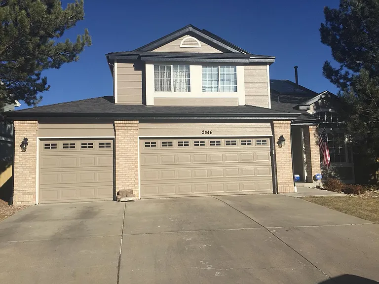 2046 Dailey Ln — Photo 3