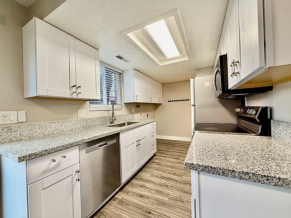 4th image of 331 N 100 W APT 3