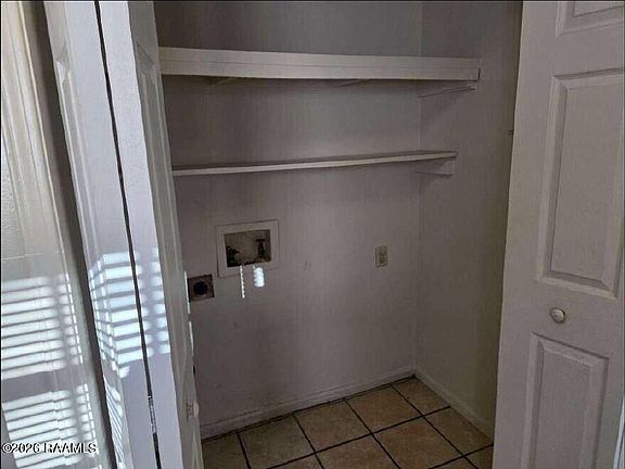 4th image of 136 Hummingbird Ln
