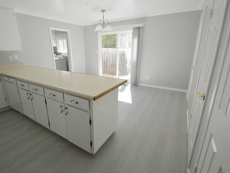 807 Palomino Dr #C — Photo 6