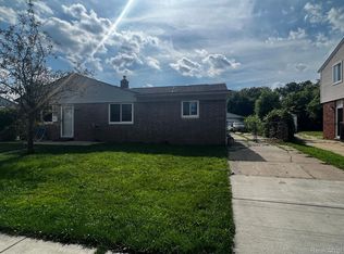 27333 Brush St, Madison Heights, MI