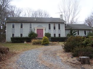 356 Cedar Ave, East Greenwich, RI 02818
