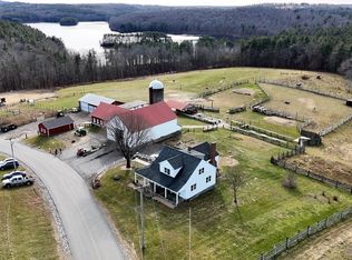 80 Hillside Rd, Rutland, MA 01543