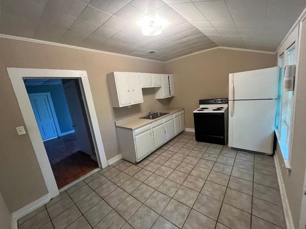 500 N Miller St #4
