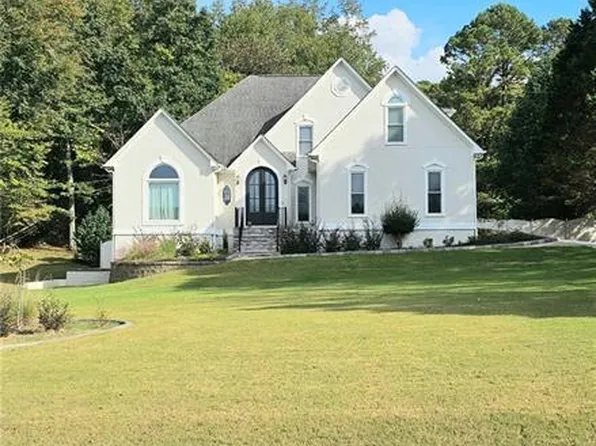 145 Walden Way, Fayetteville, GA 30214