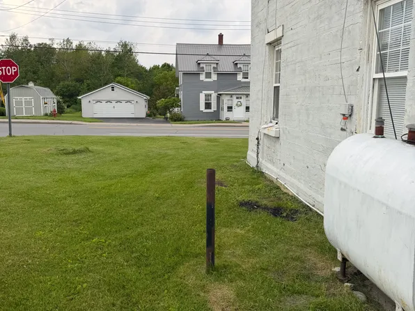 2824 Standish Rd, Lyon Mountain, NY 12952