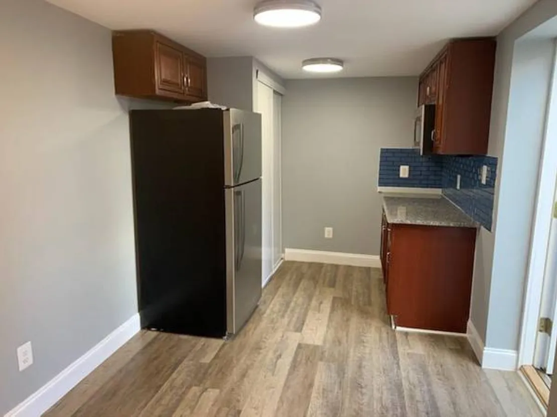 928 Argonne Dr $700 Private Room (Private Bath) — Photo 4