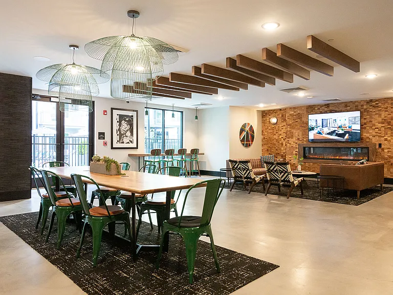 Clubhouse with Wi-Fi