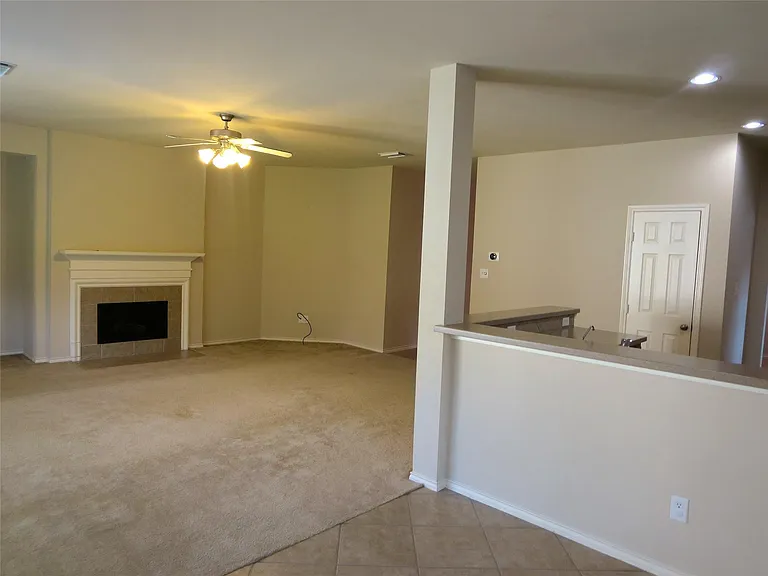 21710 Grand Hollow Ln — Photo 8