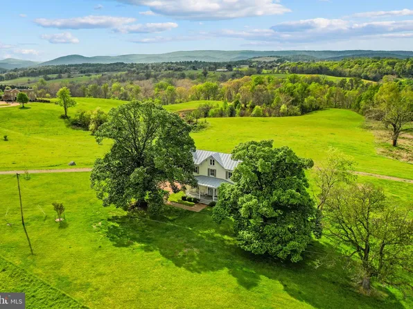 9078 Maidstone Rd, Delaplane, VA 20144