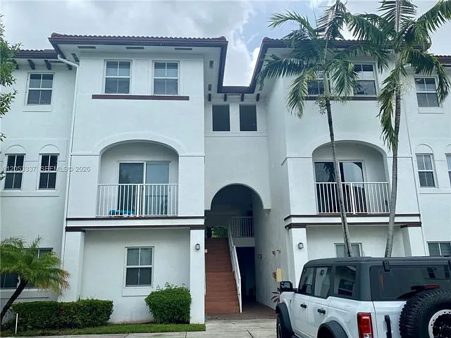 8960 NW 97th Ave #220