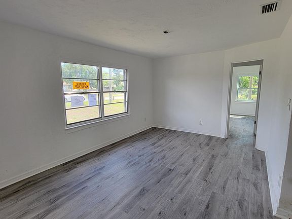 5th image of 1107 Madison Ave